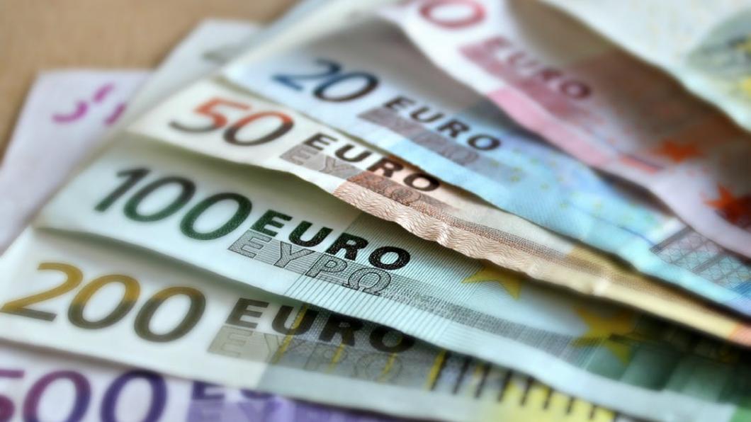 Bankbiljetten in een waaier