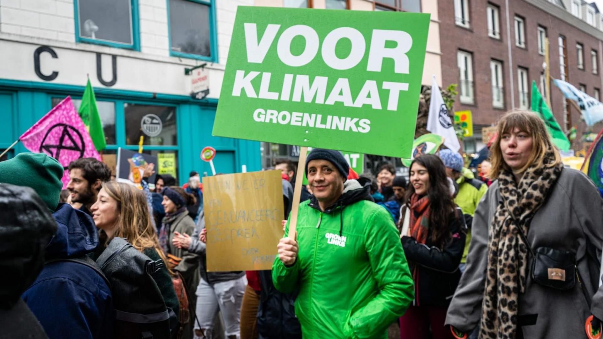 Klimaatmars door de regen